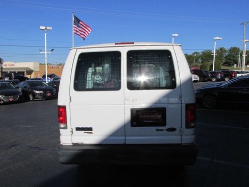 Used 2014 Ford E-350 and Econoline 350 Super Duty image 3