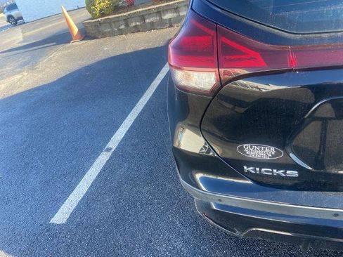 Certified 2023 Nissan Kicks S image 3