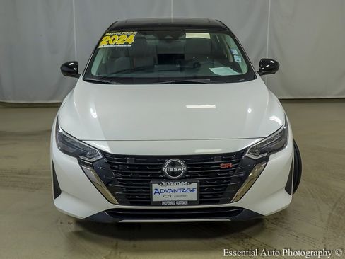 Used 2024 Nissan Sentra SR w/ SR Premium Package image 5