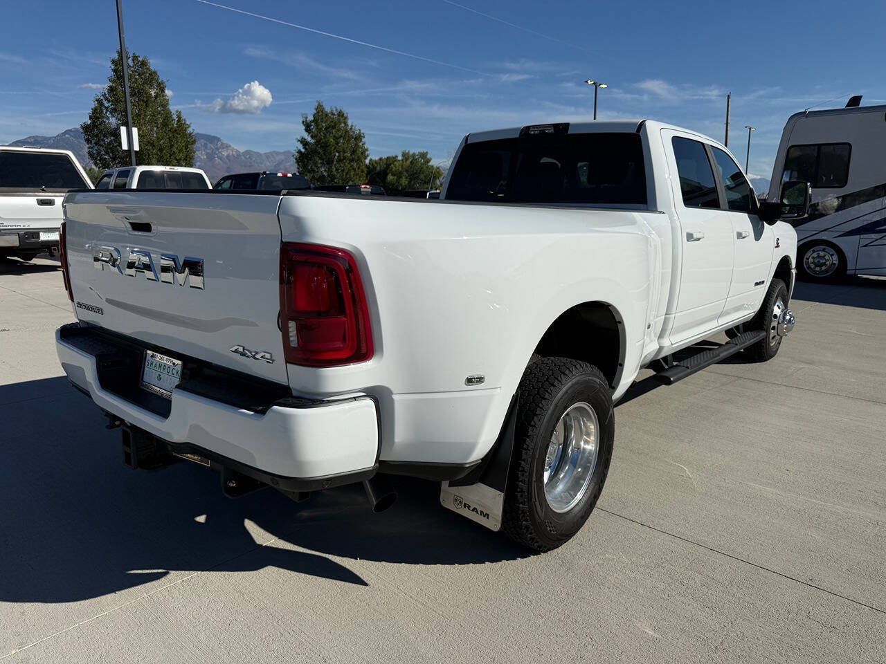Used 2026 RAM 3500 Laramie w/ Max Tow Package AWD/4WD image 3
