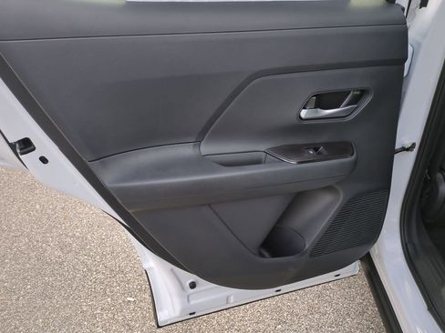 New 2026 Nissan Kicks SV w/ SV Premium Package FWD image 25
