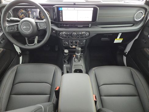 New 2026 Jeep Gladiator Sport AWD/4WD image 2