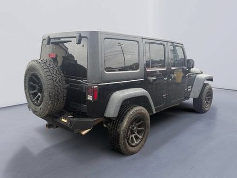 Used 2017 Jeep Wrangler Unlimited Sport w/ Quick Order Package 24S AWD/4WD image 3