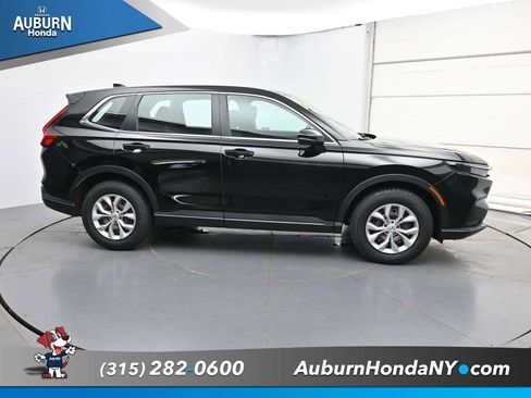 Used 2023 Honda CR-V LX image 18