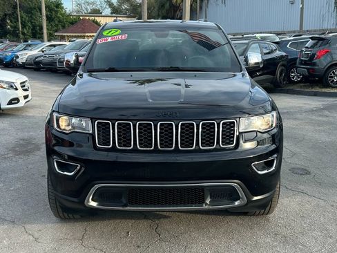 Used 2017 Jeep Grand Cherokee Limited AWD/4WD image 3