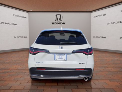 Certified 2024 Honda HR-V Sport image 11