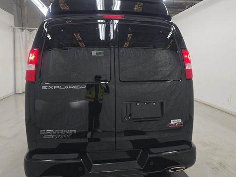 Used 2023 GMC Savana 2500 image 5