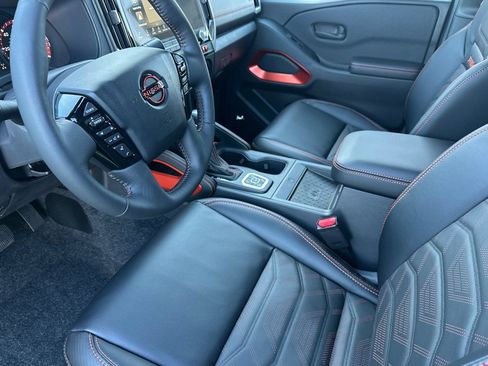 New 2026 Nissan Frontier PRO-4X w/ Pro Premium Package AWD/4WD image 10