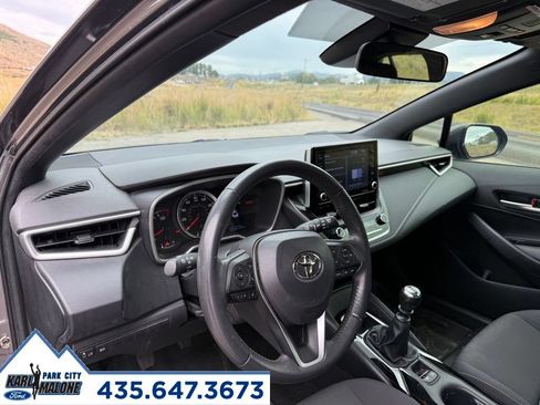 Used 2022 Toyota Corolla SE w/ Blackout Package (TMS) FWD image 15