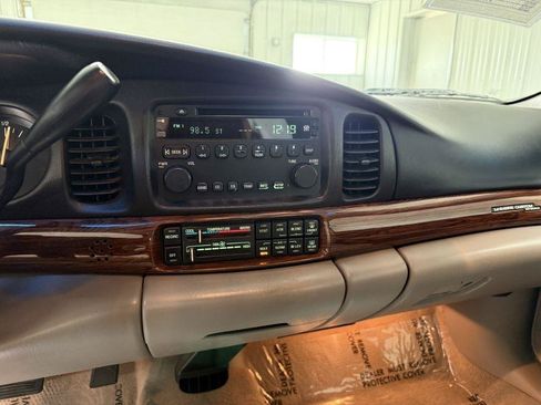 Used 2004 Buick Le Sabre Custom FWD image 21