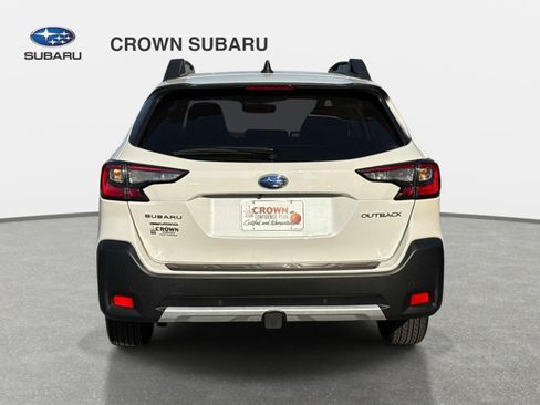 Used 2025 Subaru Outback Limited AWD/4WD image 6