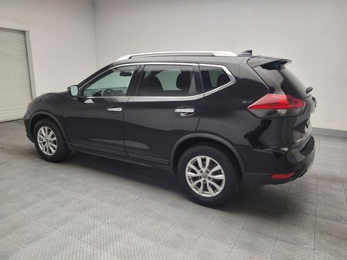 Used 2018 Nissan Rogue SV FWD image 3