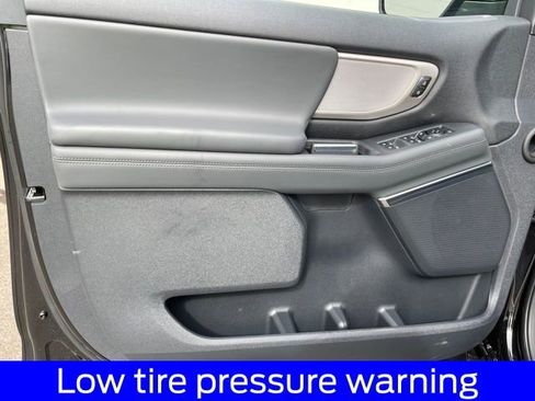 New 2026 Ford Expedition Active image 10