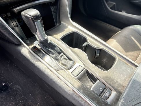 Used 2018 Honda Accord Sport image 26