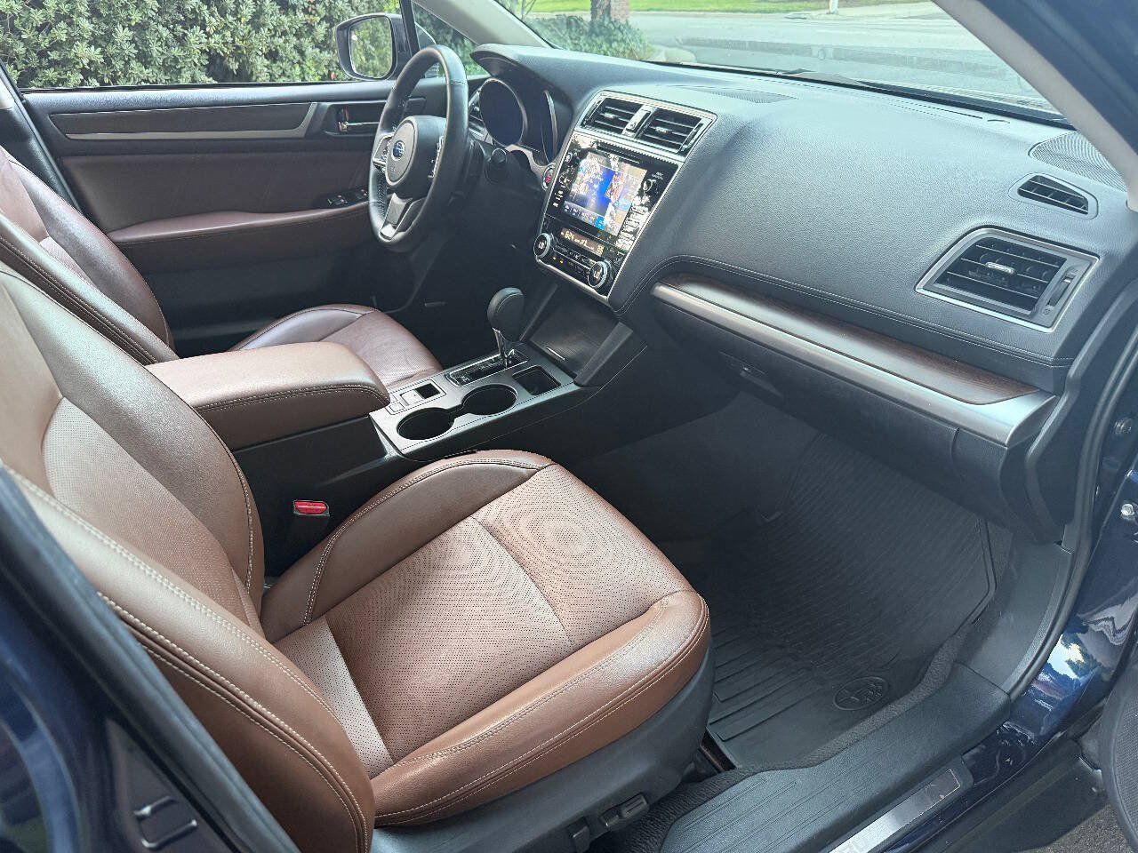 Used 2018 Subaru Outback 2.5i Touring AWD/4WD image 28