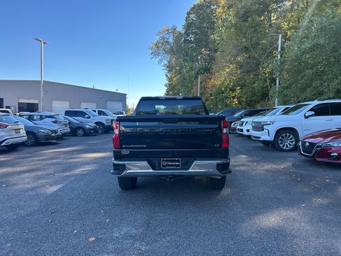 Used 2021 Chevrolet Silverado 1500 LT image 4