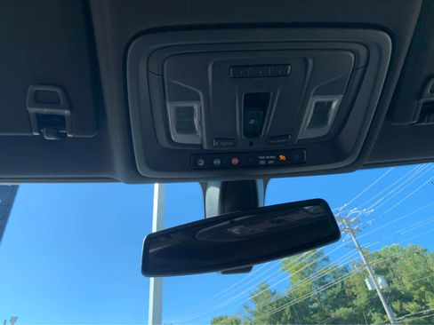 Used 2020 GMC Sierra 1500 AT4 image 21