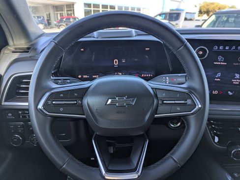 Used 2025 Chevrolet Tahoe Z71 image 20