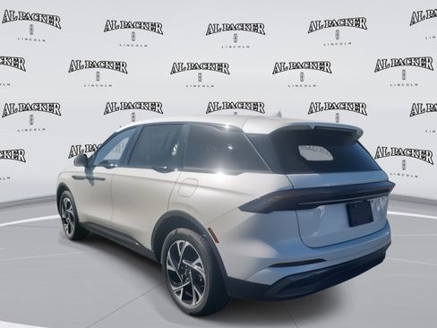 New 2025 Lincoln Nautilus Premier w/ Jet Appearance Package image 3