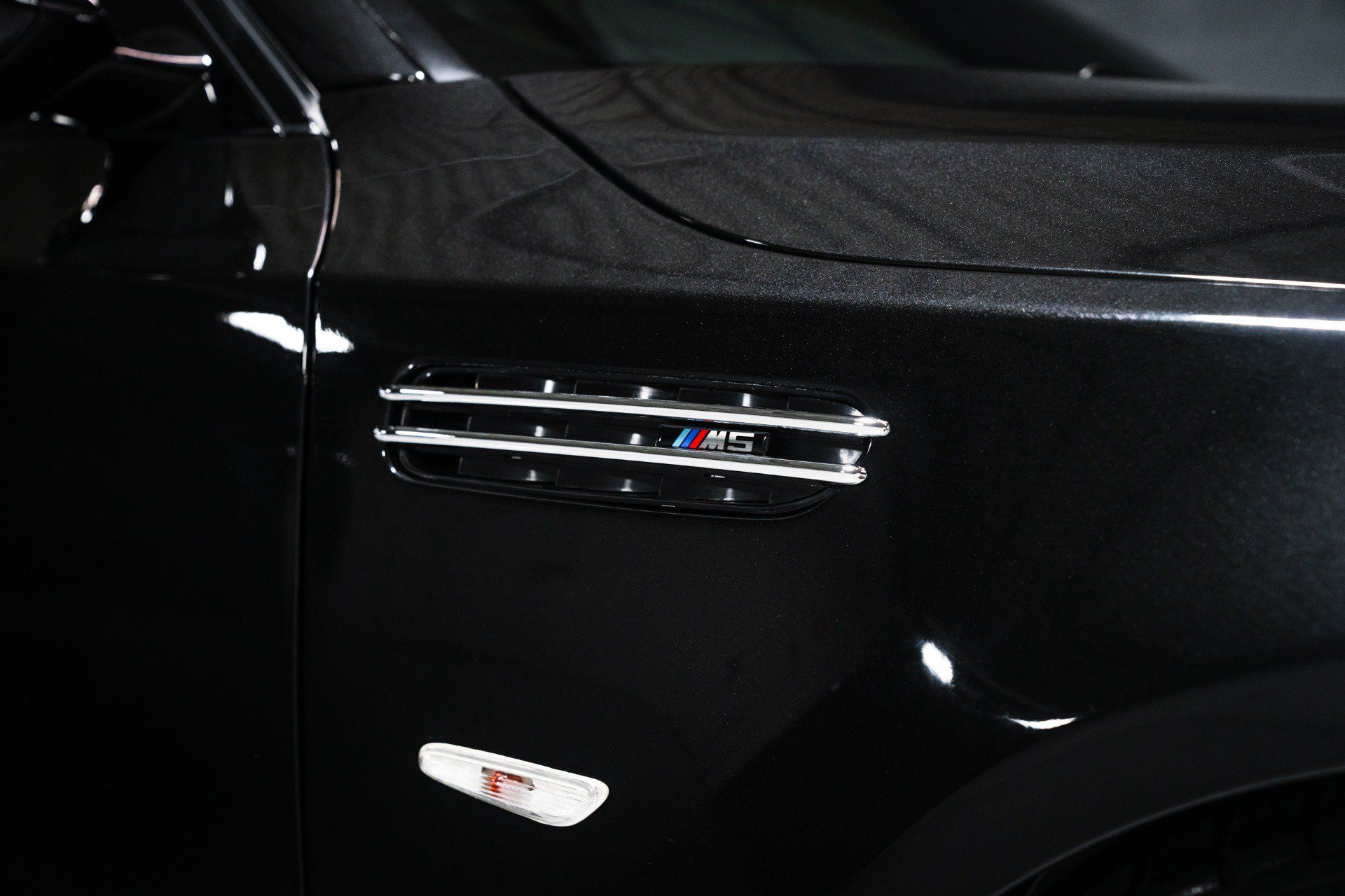 Used 2007 BMW M5 RWD image 15