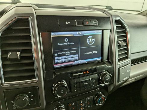 Used 2015 Ford F150 XLT w/ Equipment Group 302A Luxury image 24