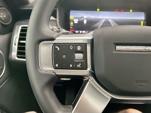 Certified 2025 Land Rover Discovery S AWD/4WD image 11
