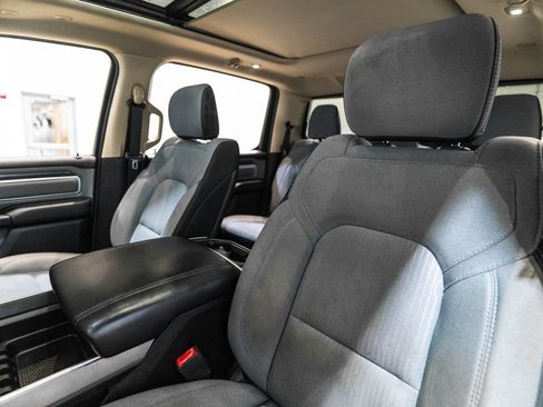 Used 2019 RAM 1500 Big Horn AWD/4WD image 6