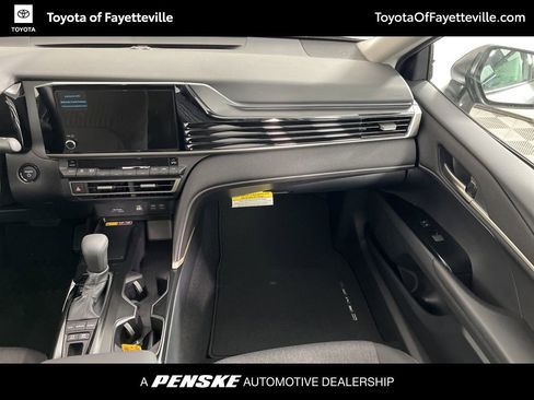 Used 2026 Toyota Camry LE w/ Convenience Package FWD image 18