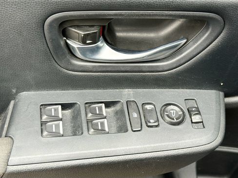 Used 2023 Honda Pilot Sport image 16