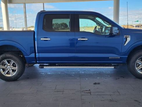 Used 2024 Ford F150 XLT w/ Mobile Office Package image 5