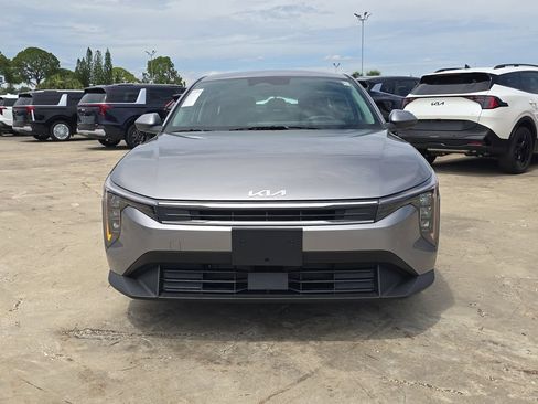 New 2026 Kia K4 FWD image 3