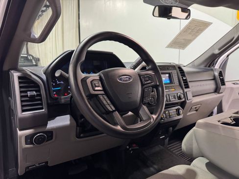 Used 2018 Ford F250 XL w/ Power Equipment Group RWD image 14