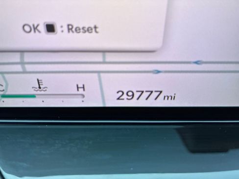 Used 2025 Genesis GV80 2.5T Standard AWD/4WD image 17