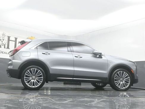 Used 2024 Cadillac XT4 Premium Luxury image 53