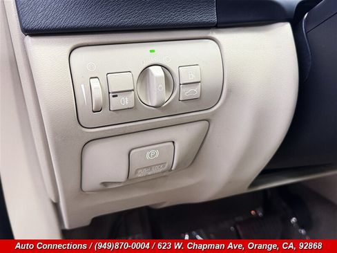 Used 2012 Volvo S60 T5 w/ Climate Pkg FWD image 18