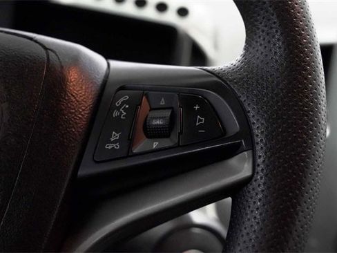 Used 2014 Chevrolet Sonic LT image 22