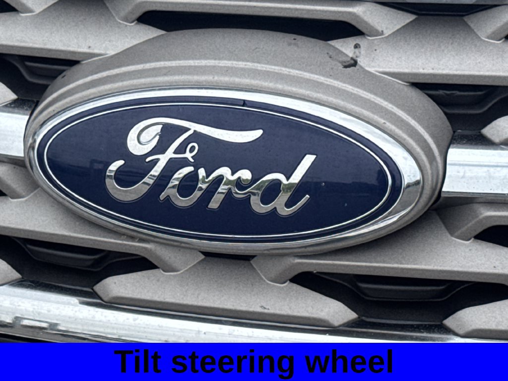 Used 2018 Ford Explorer XLT AWD/4WD image 17