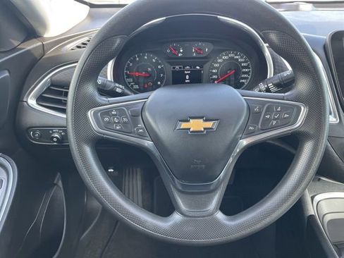Used 2020 Chevrolet Malibu LT w/ Fleet LT Safety Plus Package image 19