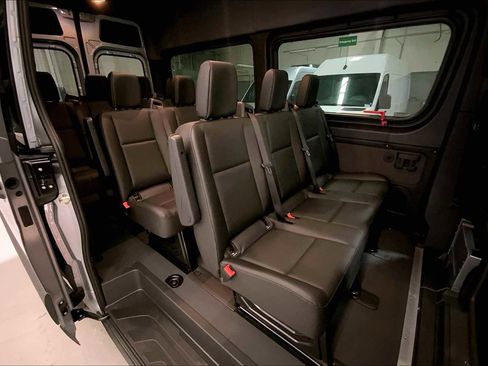 Used 2025 Mercedes-Benz Sprinter 2500 image 12