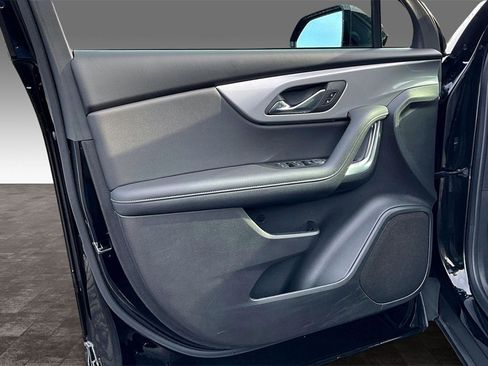 Used 2024 Chevrolet Blazer LT image 12