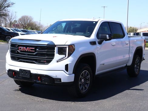 Used 2024 GMC Sierra 1500 AT4 w/ Technology Package image 37