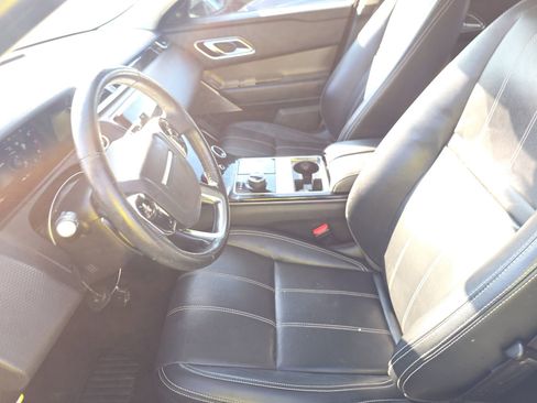 Used 2018 Land Rover Range Rover Velar S image 13