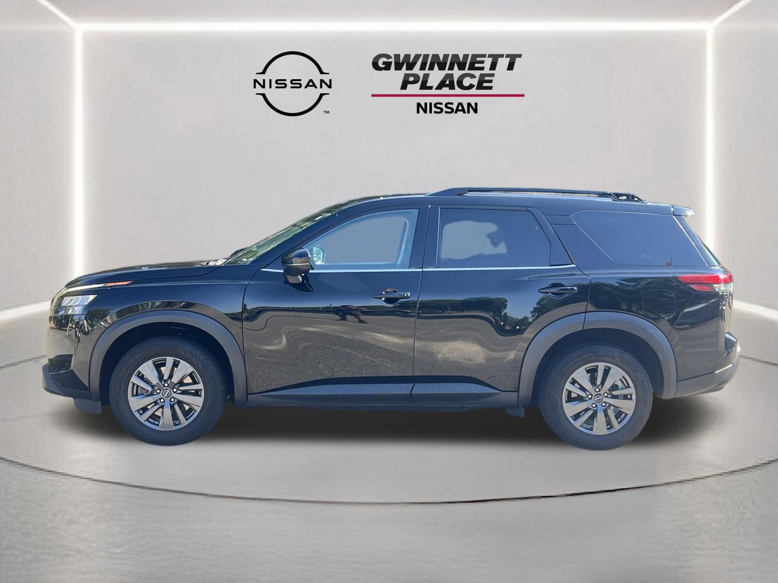 Used 2024 Nissan Pathfinder SV FWD image 22