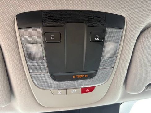 Used 2023 Kia Sorento EX AWD/4WD image 22