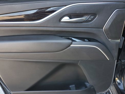 Used 2021 Cadillac Escalade ESV Sport w/ Driver Assist Tech Package image 16