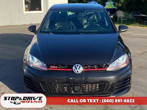 Used 2015 Volkswagen Golf 4-Door image 8