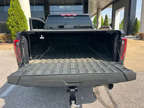 Used 2024 GMC Sierra 2500 AT4 w/ AT4 Premium Plus Package image 11