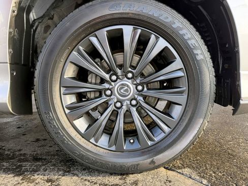 Used 2023 Lexus GX 460 Premium image 33