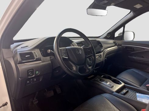Used 2023 Honda Passport EX-L image 9