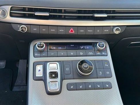 Certified 2024 Hyundai Palisade SEL w/ Premium Package FWD image 26